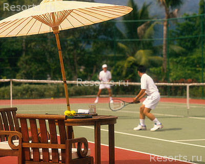 Four Seasons Resort 6